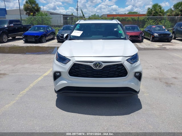 Toyota Highlander Xle 2024 5TDKDRAHXRS539855 Image 12