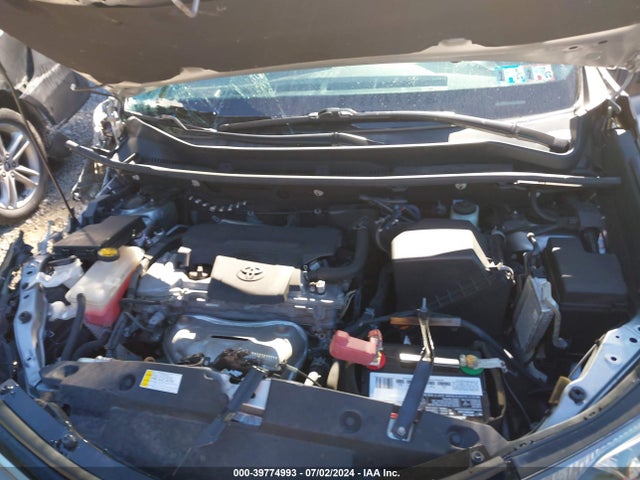 Toyota Rav4 Xle 2018 2T3RFREV1JW811933 Image 10