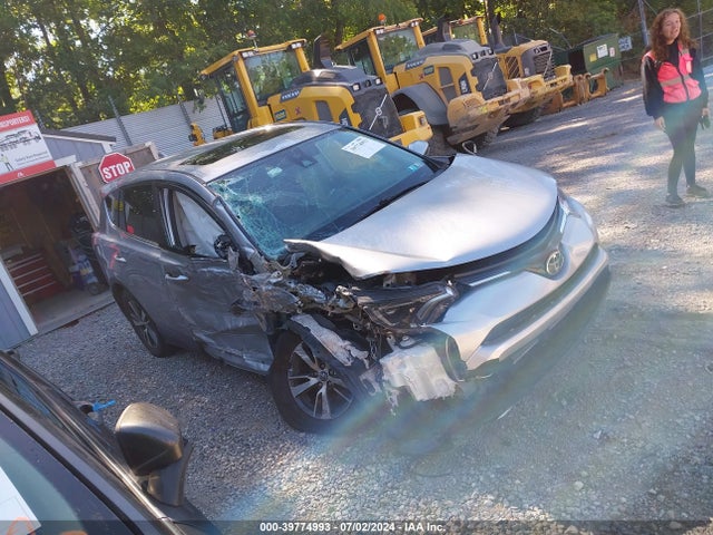 Toyota Rav4 Xle 2018 2T3RFREV1JW811933 Image 13