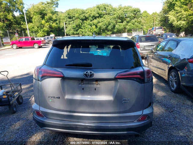 Toyota Rav4 Xle 2018 2T3RFREV1JW811933 Image 16