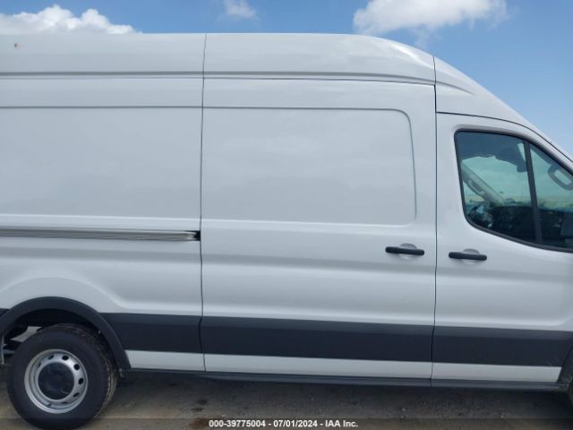 1FTBR3X8XRKA72014 Ford Transit-250 Cargo Van