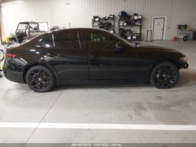 ZARFAMANXM7639661 Alfa Romeo Giulia Rwd