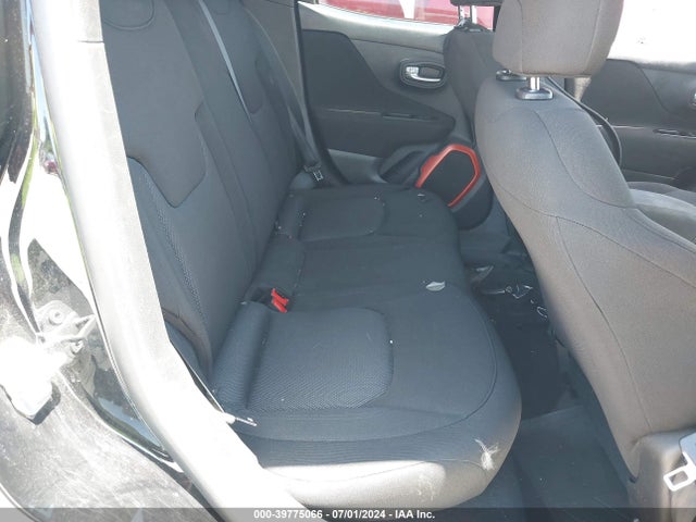 ZACCJBABXJPH71938 Jeep Renegade Upland Edition 4x4