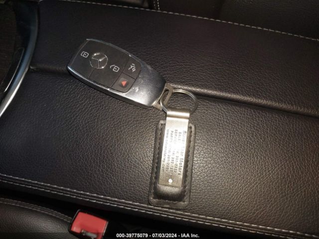 W1N0G8EB1MV305075 Mercedes-Benz Glc 300 4matic Suv