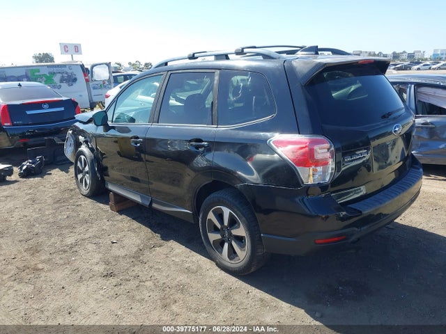 Subaru Forester Premium 2017 JF2SJAEC2HH537000 Image 3