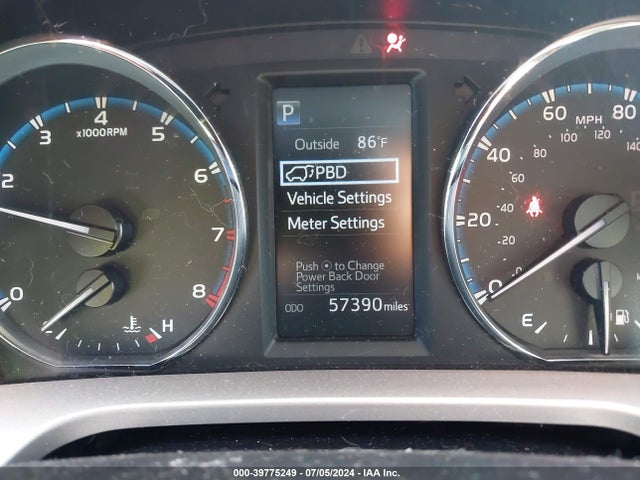 Toyota Rav4 Xle 2016 JTMRFREVXGJ077400 Image 7