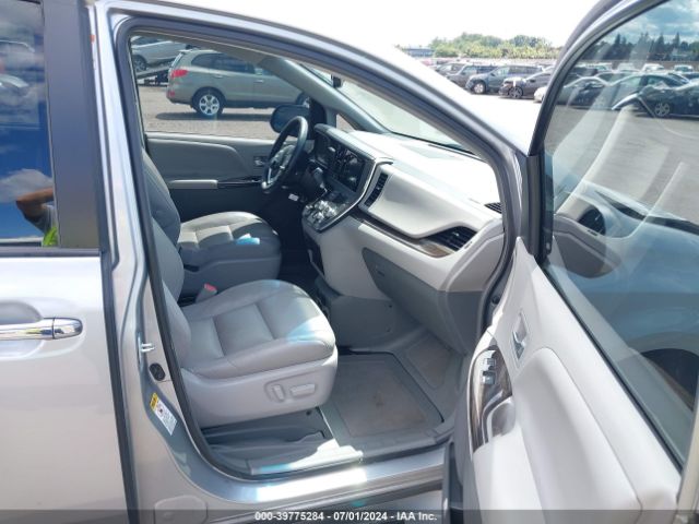 5TDYK3DC2GS762580 Toyota Sienna Xle Premium 8 Passenger