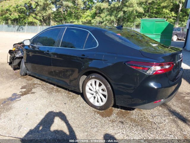 4T1C11AK8MU437030 Toyota CAMRY LE