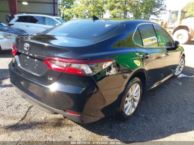 4T1C11AK8MU437030 Toyota CAMRY LE