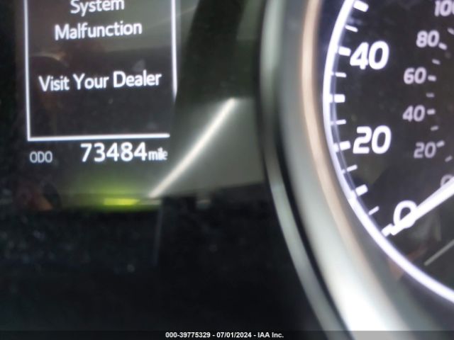 4T1B11HK1JU521218 Toyota CAMRY SE