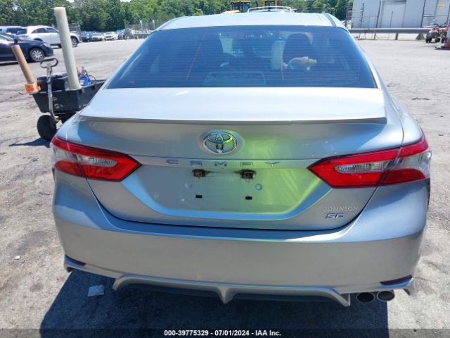 4T1B11HK1JU521218 Toyota CAMRY SE