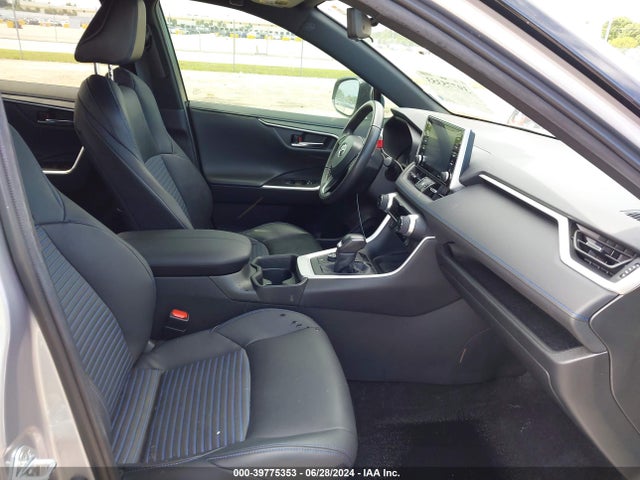 4T3E6RFV8MU059813 Toyota Rav4 Hybrid Xse