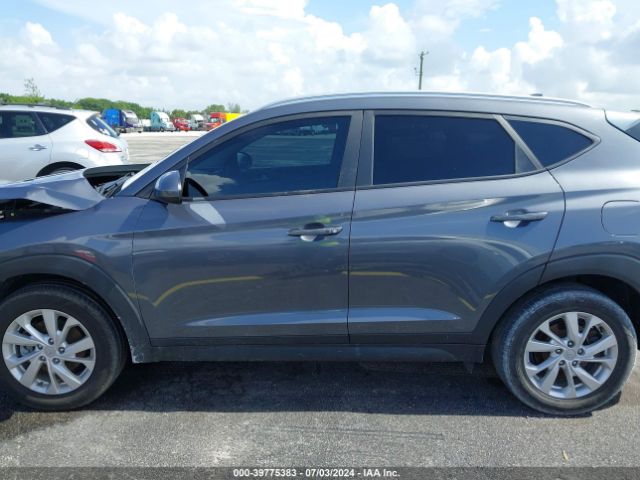 KM8J33A4XMU287405 Hyundai Tucson Value
