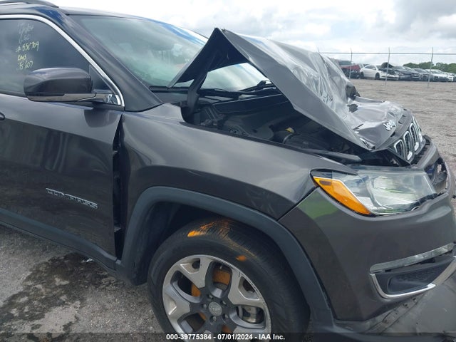 Jeep Compass Limited 4x4 2019 3C4NJDCB7KT630742 Image 18