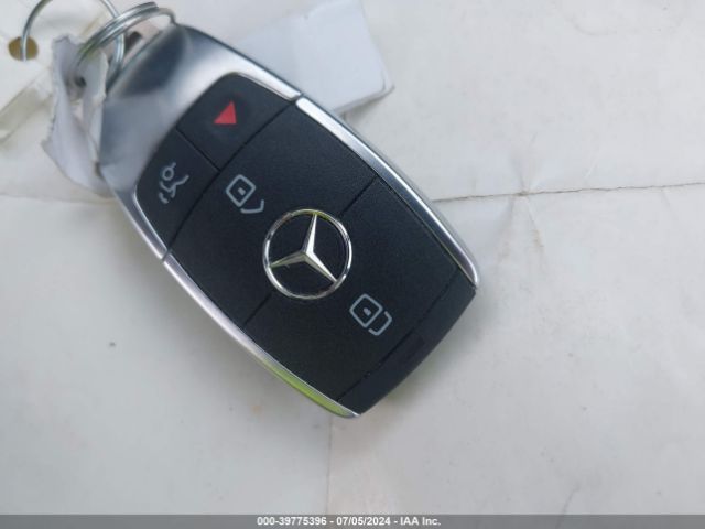 W1K5J4HBXRN452107 Mercedes-Benz Cla 250 Coupe 4matic