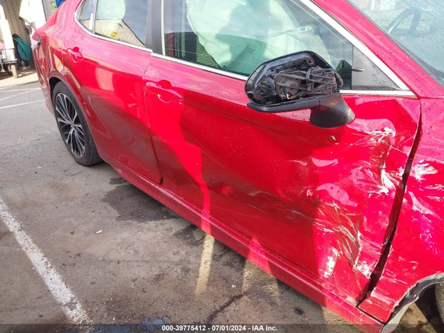 Toyota CAMRY SE 2020 4T1G11AKXLU365196 Image 17