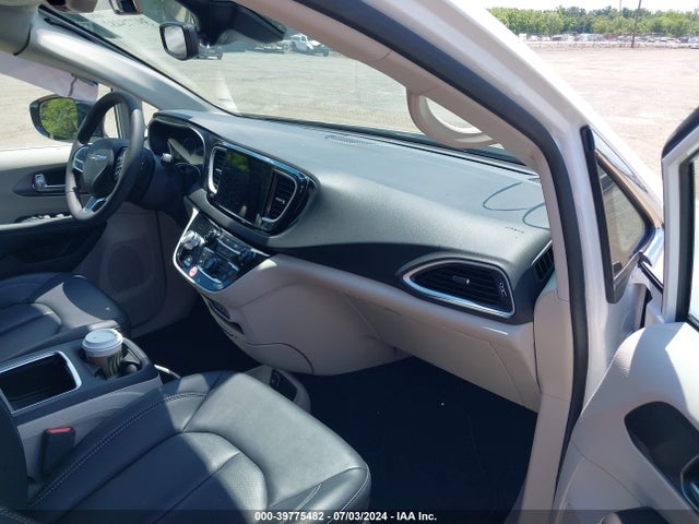 2C4RC1BG9RR154918 Chrysler Pacifica Touring L