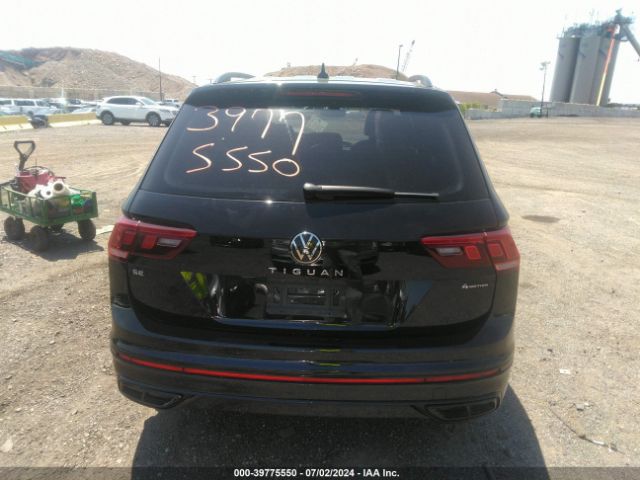 3VV8B7AX7NM047159 Volkswagen Tiguan 2.0t Se R-line Black