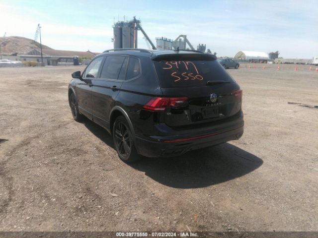3VV8B7AX7NM047159 Volkswagen Tiguan 2.0t Se R-line Black
