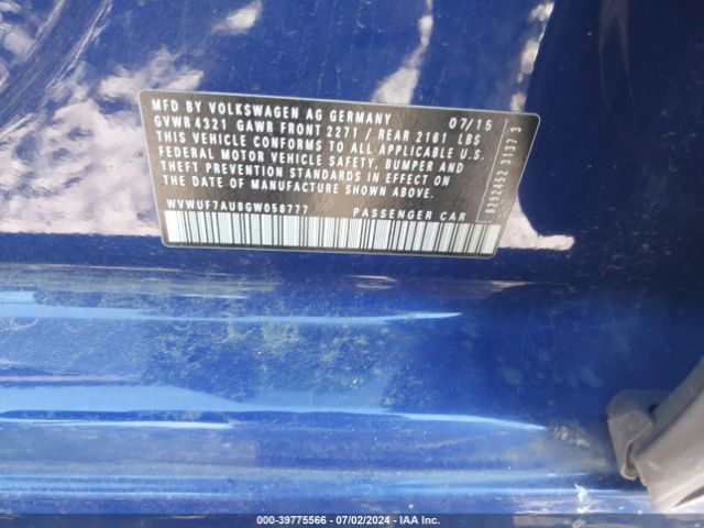 WVWUF7AU8GW058777 Volkswagen Golf R 4-door