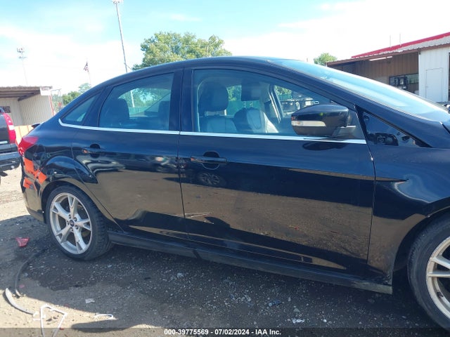 Ford Focus Titanium 2016 1FADP3J29GL232156 Image 14