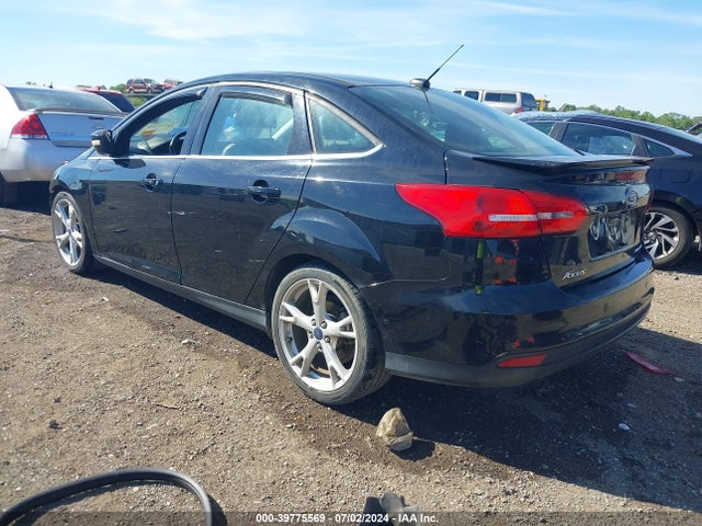 Ford Focus Titanium 2016 1FADP3J29GL232156 Image 3
