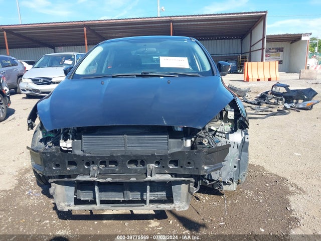 Ford Focus Titanium 2016 1FADP3J29GL232156 Image 6