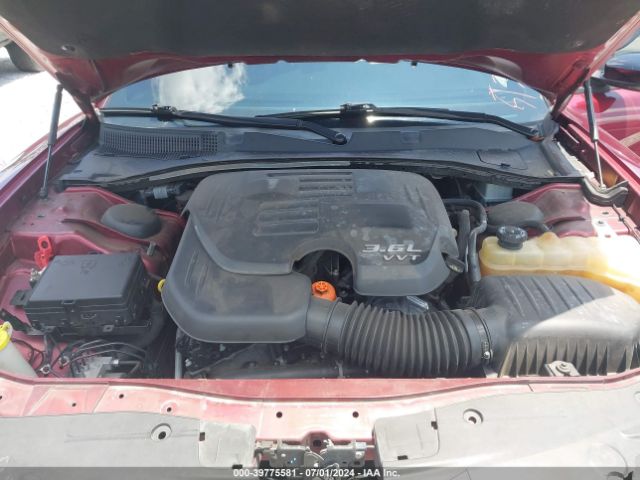 2C3CDXBG3KH576379 Dodge Charger Sxt Rwd