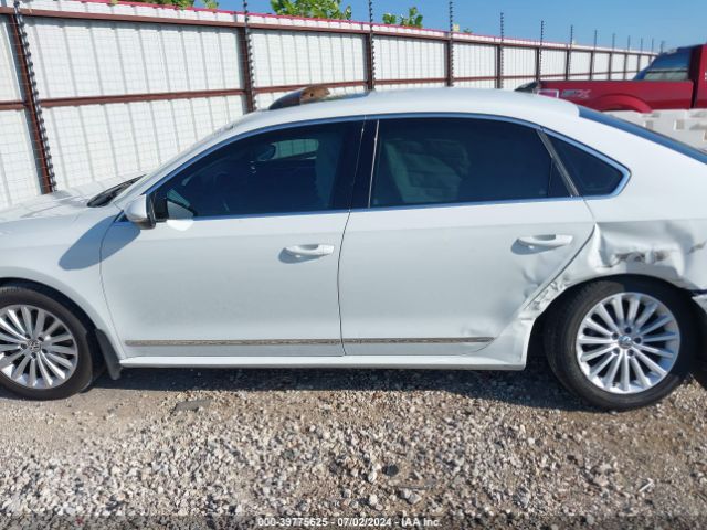 1VWBT7A36HC064732 Volkswagen Passat 1.8t Se