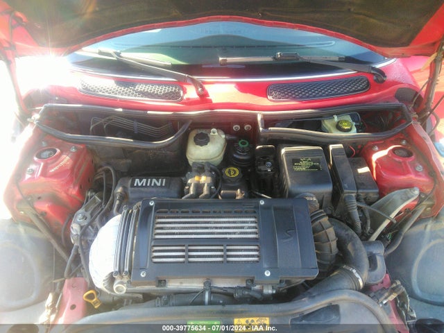 2006 MINI COOPER S WMWRH335X6TK57759 Photo 9