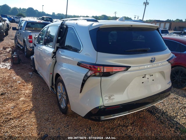 Toyota Sienna Platinum 2023 5TDESKFC4PS107444 Image 3