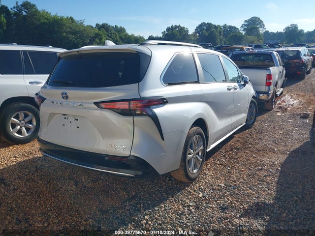 Toyota Sienna Platinum 2023 5TDESKFC4PS107444 Image 4