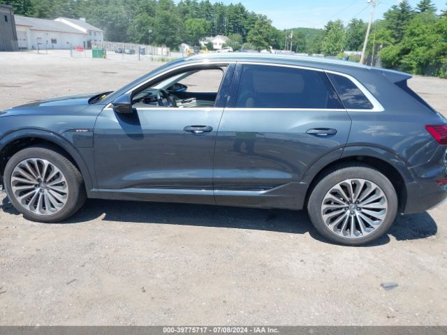 WA1VABGE7KB011059 Audi E-tron Premium Plus