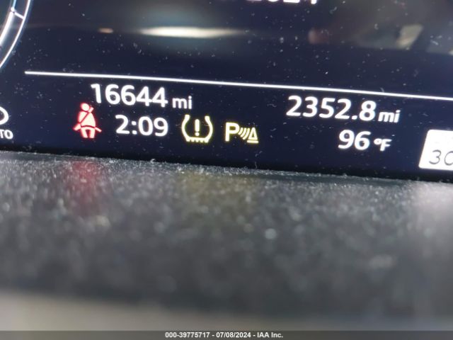 WA1VABGE7KB011059 Audi E-tron Premium Plus