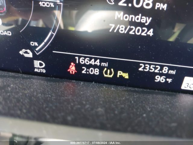WA1VABGE7KB011059 Audi E-tron Premium Plus