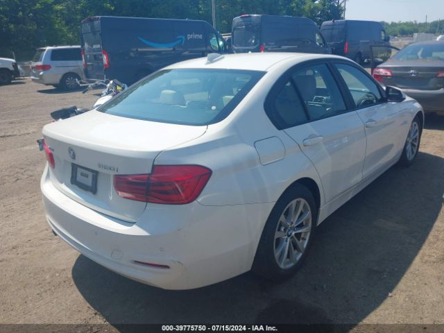 WBA8A3C55HK691256 BMW 320i Xdrive