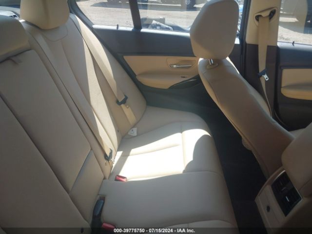 WBA8A3C55HK691256 BMW 320i Xdrive