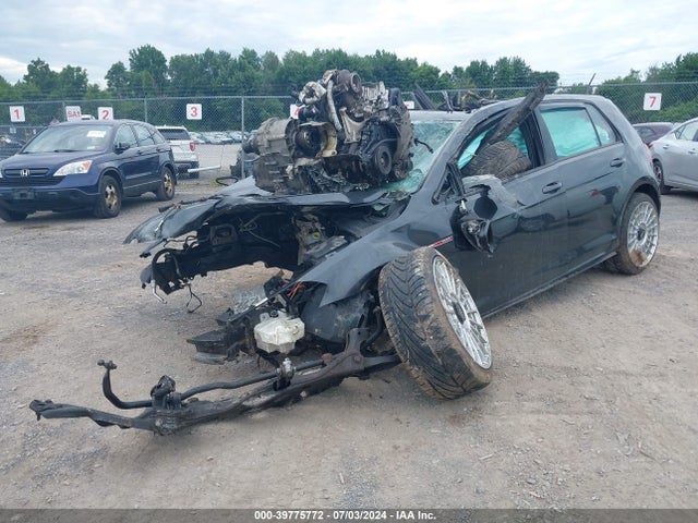 3VW5T7AU8GM022629 Volkswagen Golf Gti Se 4-door