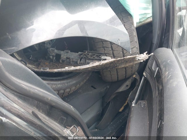3VW5T7AU8GM022629 Volkswagen Golf Gti Se 4-door