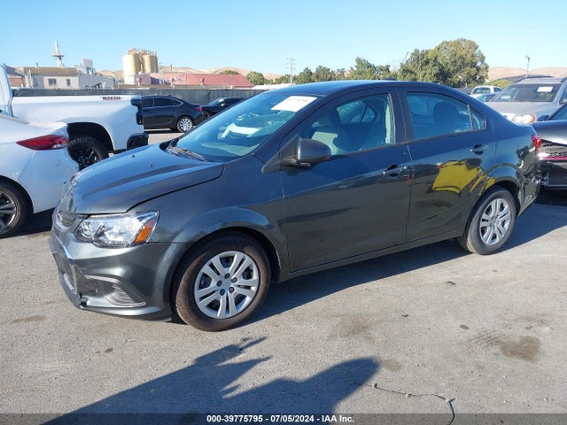 Chevrolet Sonic Ls Auto 2018 1G1JB5SG1J4115571 Image 2