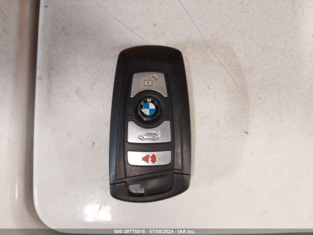 WBA8E5G39HNU44569 BMW 320i Xdrive