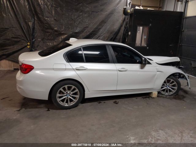 WBA8E5G39HNU44569 BMW 320i Xdrive