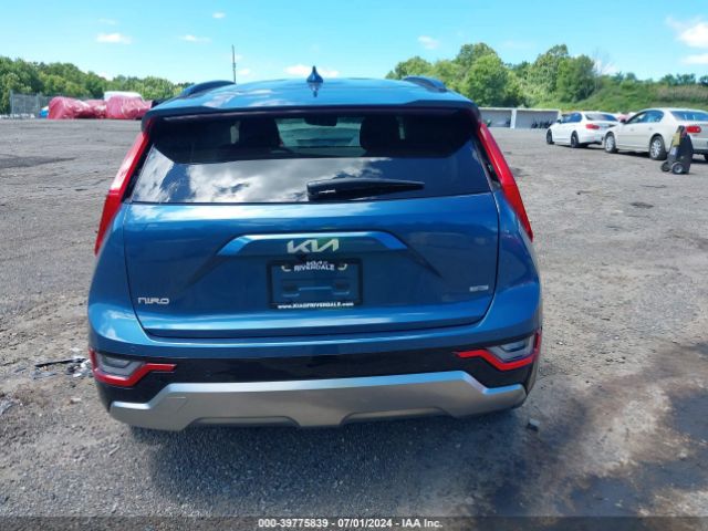 KNDCT3LE7P5038903 KIA Niro Sx Touring