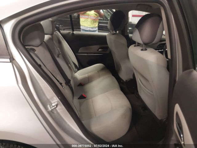 1G1PC5SB2F7283057 Chevrolet Cruze 1lt Auto