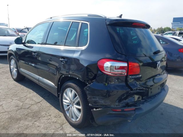 WVGAV7AX7GW523612 Volkswagen TIGUAN SE