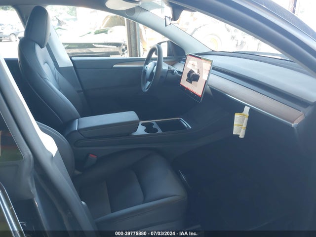 2024 TESLA MODEL Y 7SAYGDEEXRA292247 Photo 4