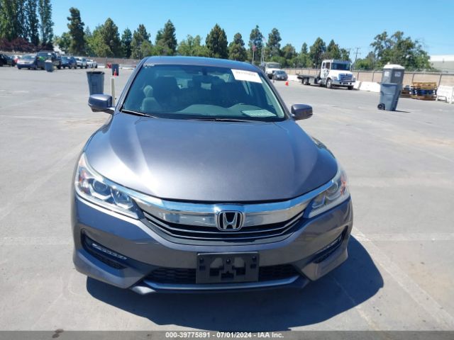 1HGCR3F85HA027560 Honda Accord Ex-l V6