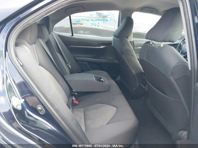 Toyota CAMRY LE 2022 4T1C11AK8NU663280 Image 8