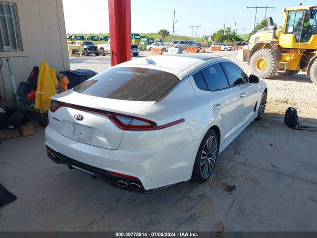 KIA Stinger Premium 2018 KNAE25LA6J6024686 Image 4