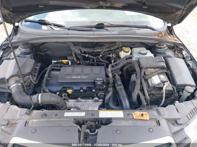 1G1PC5SB6F7256718 Chevrolet Cruze 1lt Auto